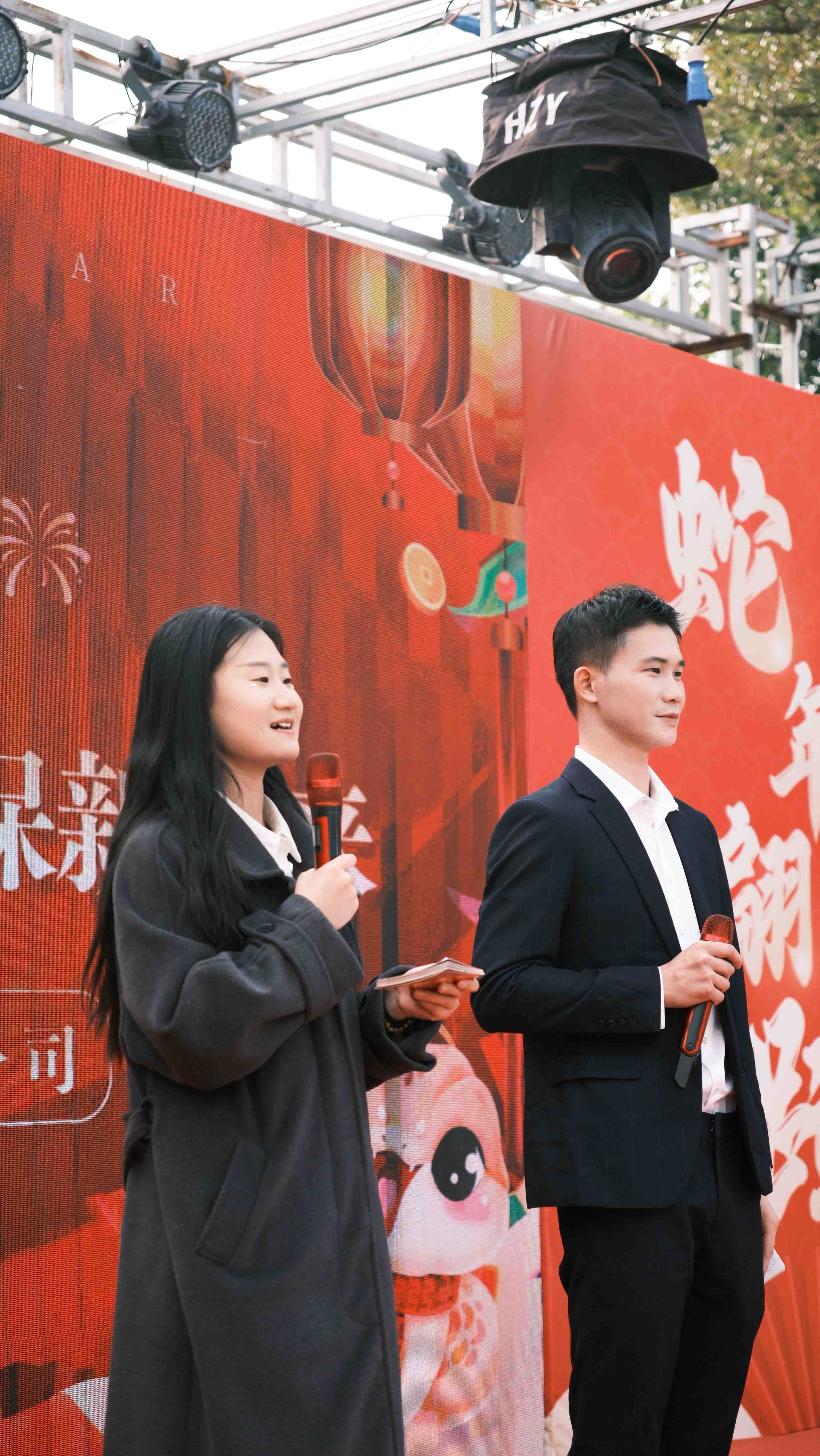 久信達(dá)科技2024年年會(huì)圓滿落幕：感恩同行，共創(chuàng)環(huán)保新未來，乘風(fēng)破浪，夢想起航(圖4)